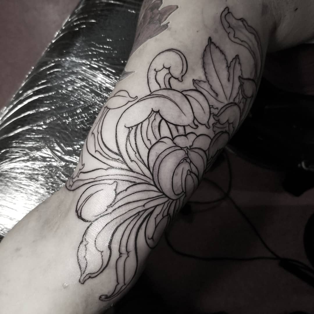 Freehand%20Chrysanthemum%20tattoo%20lines